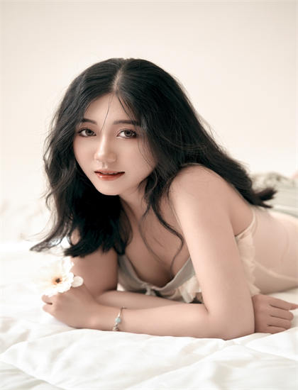 国色天香在线视频_阚清子纪凌尘啪过了_美人电影在线观看