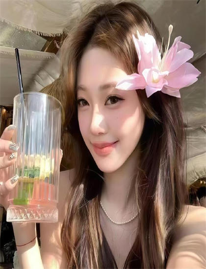 老婆我们约会吧_老婆大人别想逃全文免费阅读全文_忘忧草社区中文字幕图片